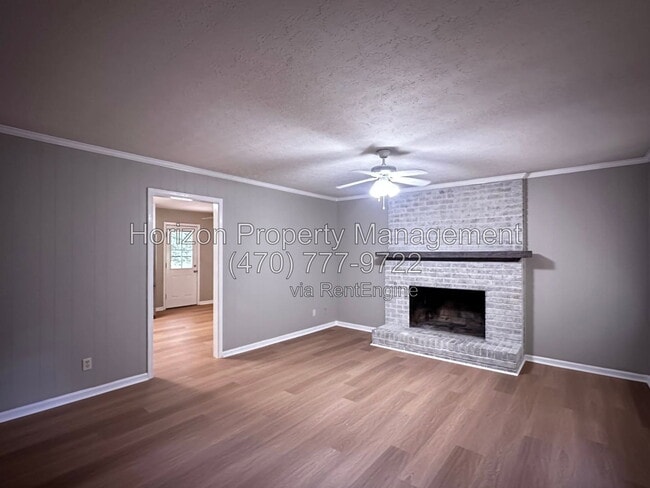 Photo - 4014 White Oak Ct NW