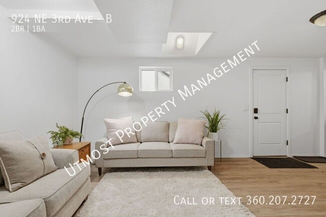 Photo - 924 NE 3rd Ave