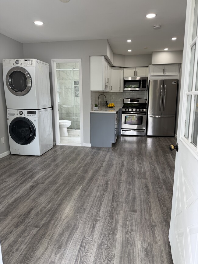Photo - 8 Main St Unit B