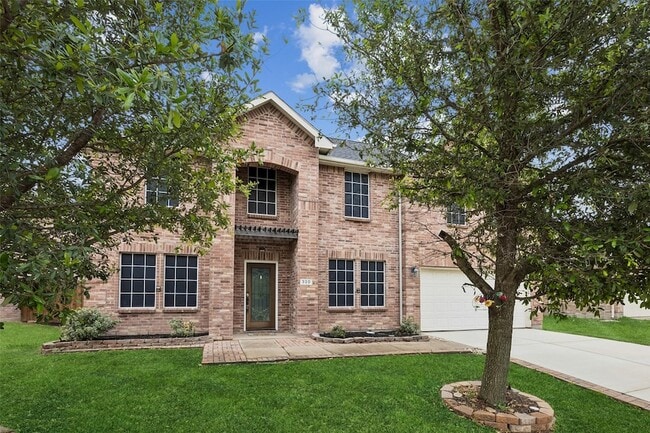 Building Photo - 320 S Mesa Verde Way