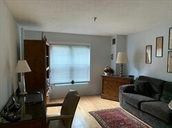 Photo - 16 Harcourt St Unit 3C