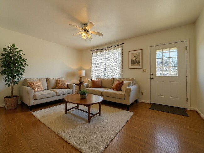 Building Photo - Spacious Four-Bedroom Home with Loft and Private Fenced Yard – Steps from Downtown Blacksburg