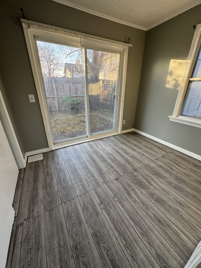 Photo - 225 Haviland Park