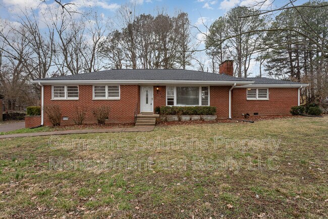 Photo - 921 Hillsboro Rd House