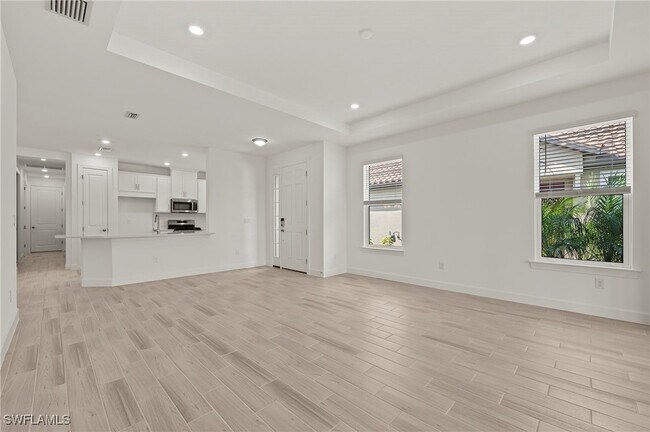 Photo - 15517 Vittorio St