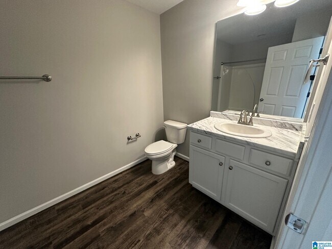 Photo - 162 Crocker Rd