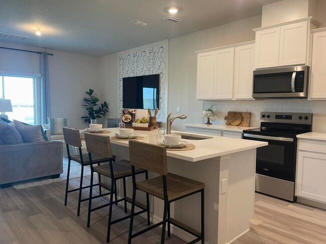 Photo - 12901 SW Forli Wy