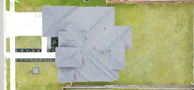 Photo - Beautiful Upgarded 3 b/2.5 bath Home in Alton.Don't Miss Out!