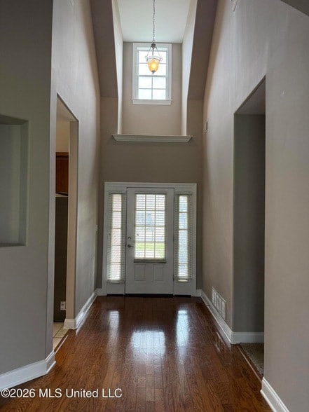 Photo - 4919 Rosebrook Cir E