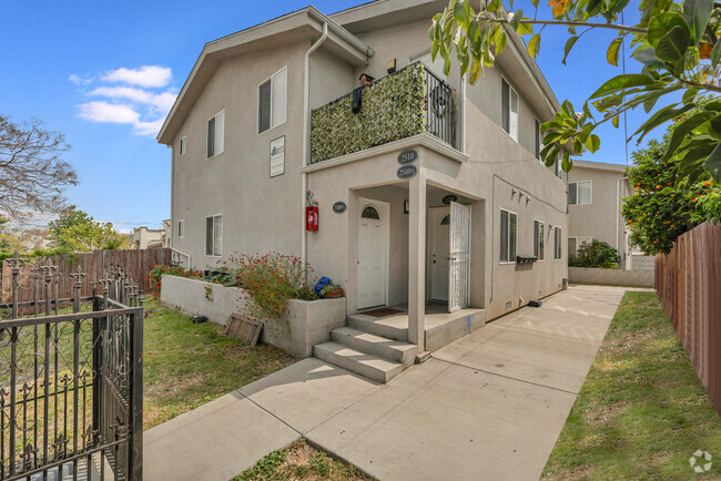 Building Photo - 2508 Houston St Unit 2508 Rental
