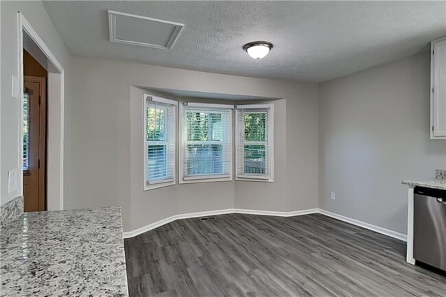 Photo - 4036 Evelyn Dr
