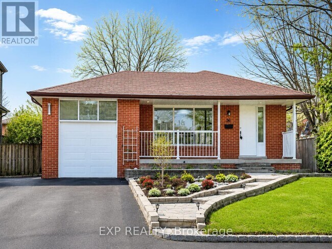 Photo - 36 Castor Crescent