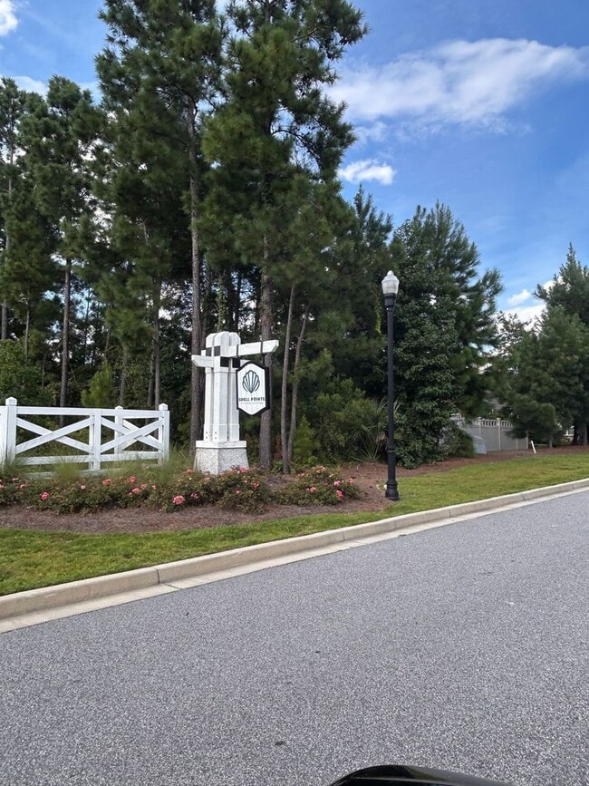 Photo - *Move in Special*  Spacious 3BR/2BA home i...