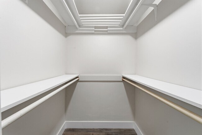 Photo - 3535 Nutwood Ln