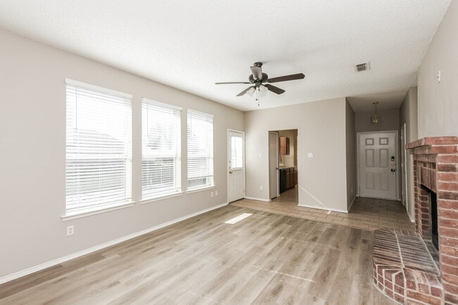 Photo - 6366 Rainwater Way