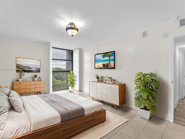Photo - 2501 Brickell Ave Unidad 601