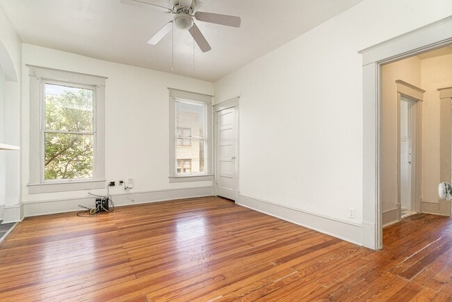 Photo - 1230 Kings Hwy Unidad 4