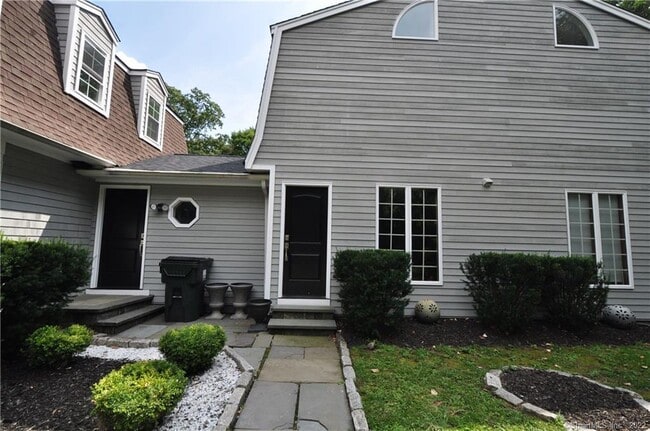 Building Photo - 1500 Redding Rd