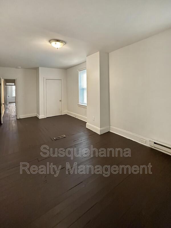 Photo - 337 S 15th St