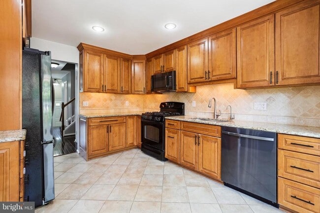 Photo - 10150 Village Knolls Ct
