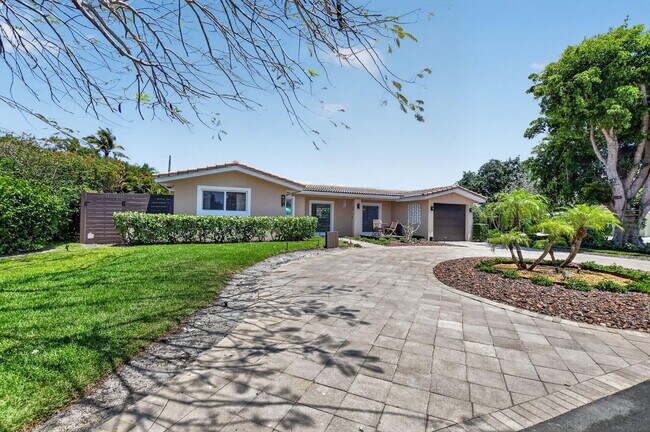 Photo - 424 SW 7th Way