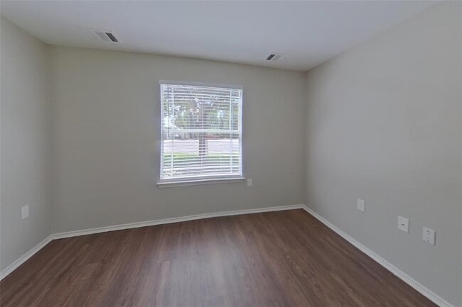 11312 Hungry Horse Dr
