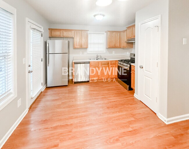 Photo - 314 Moreland Cir