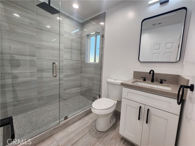 Photo - 7665 Machrea St