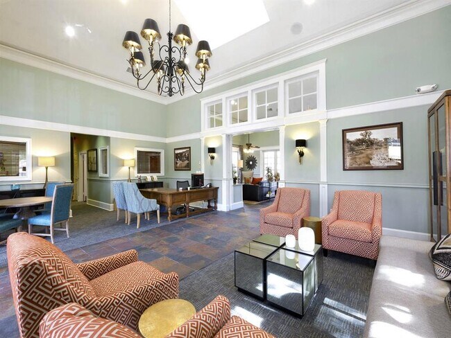 Photo - Cliffs at Barton Creek