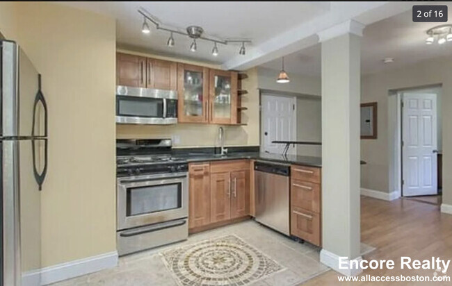 Building Photo - 1637 Massachusetts Ave Unit 2BED Harvard SQ Rental