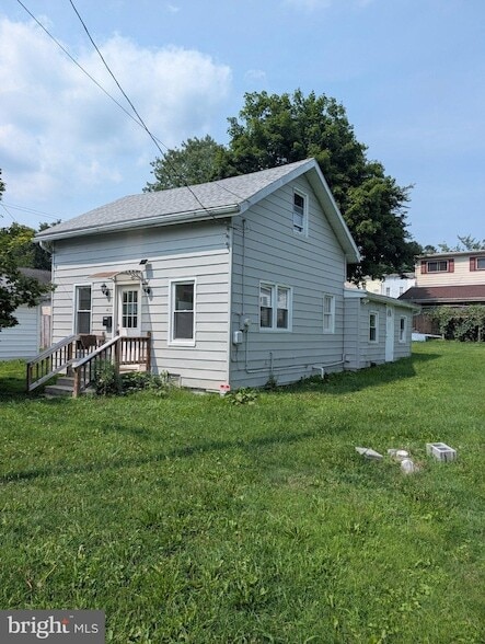 Photo - 411 E Cherry St