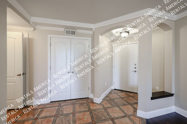 Photo - 1701 E Colter St Unit 456