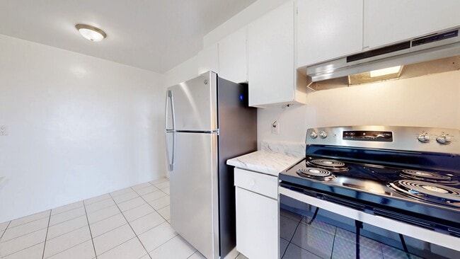 Building Photo - 100 York Gate Blvd