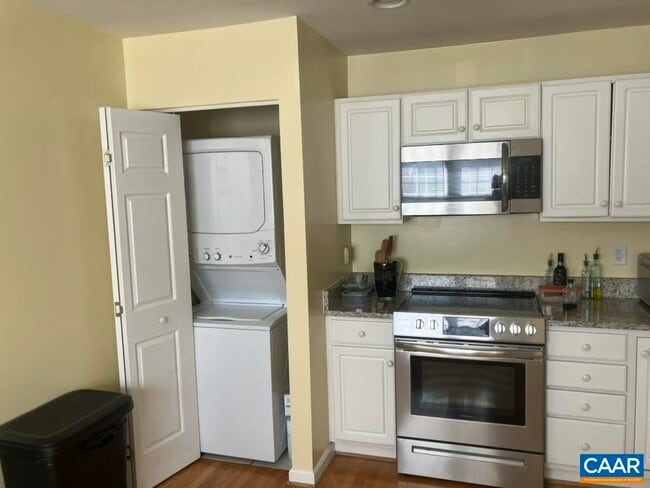 Photo - 1420 Lilac Ct