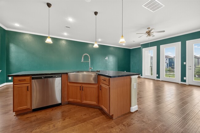 Building Photo - 2009 Kirby Landing Dr