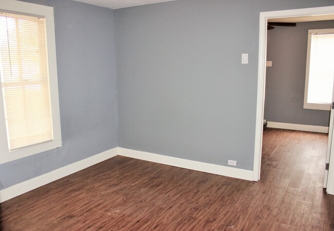 Photo - 1312 E Alamo St