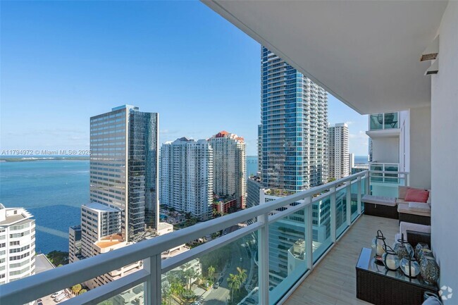 Building Photo - 951 Brickell Ave Unit 2706 Rental