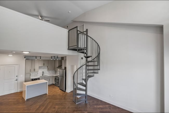 Building Photo - 2121 Allen Pkwy Rental