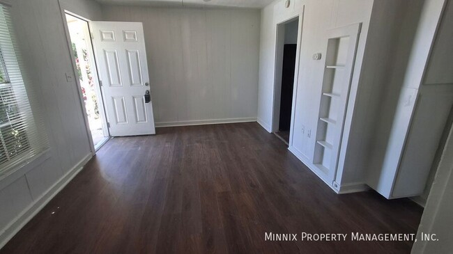 Photo - 102 N 11th St Unidad B