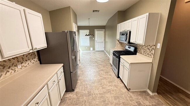 Photo - 317 McCarthur Dr