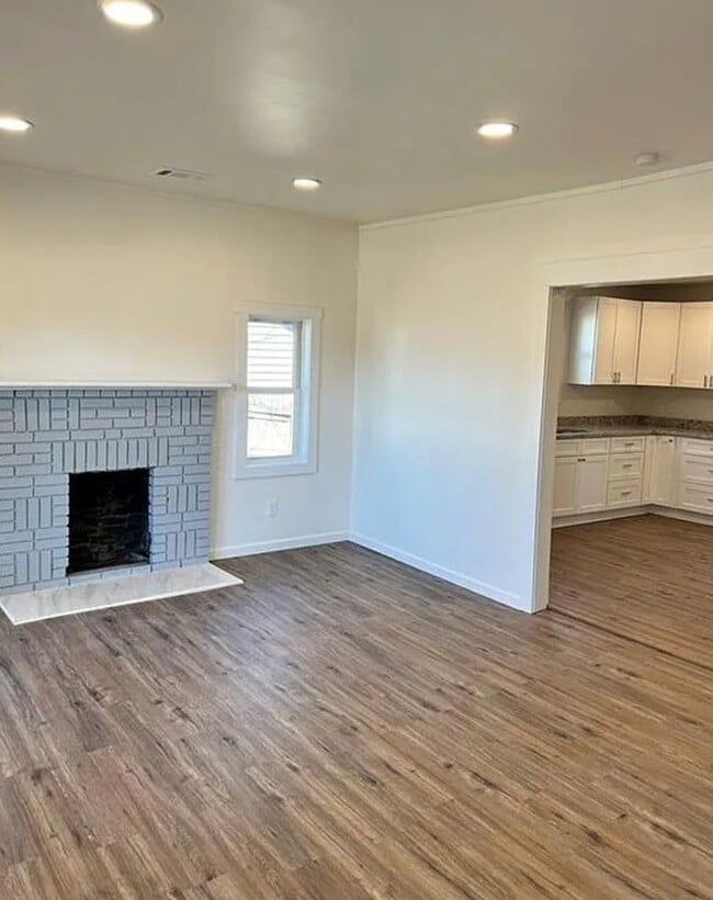 Photo - 1661 Joyner Ave SE