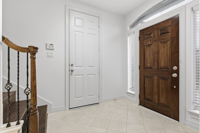 Photo - 1303 Sherwood Point Ln