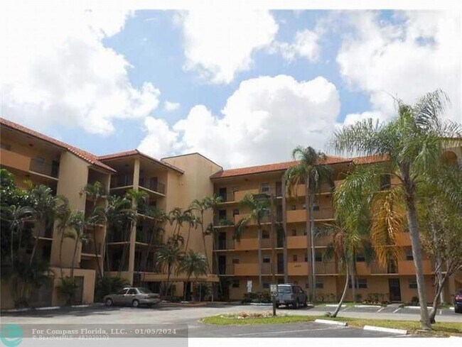 Building Photo - 3955 N Nob Hill Rd Rental