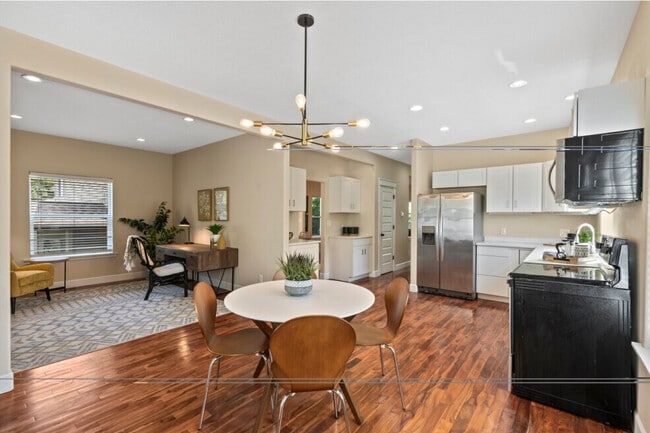 Photo - 7321 NE 8th Ave Unidad A