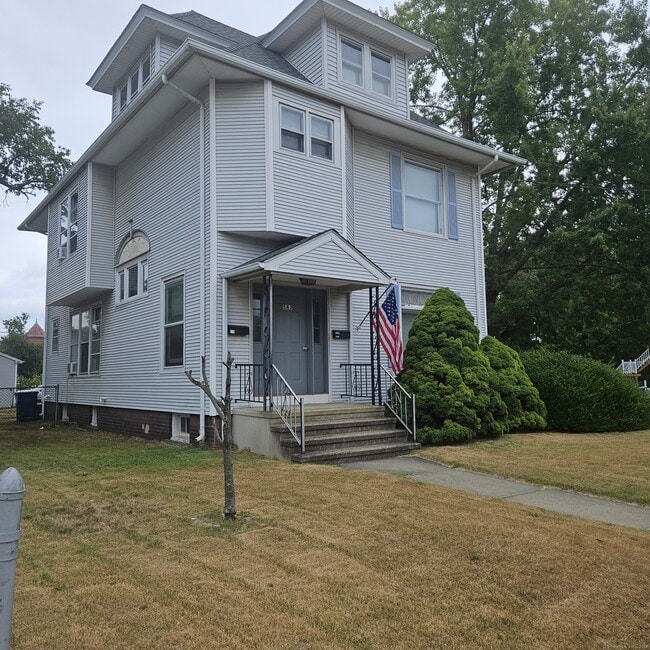 Building Photo - 583 Washington Ave Rental