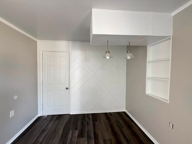 Photo - 1601 SE 60th St