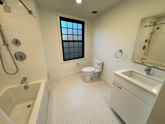 Photo - 1172 Massachusetts Ave Unit 218