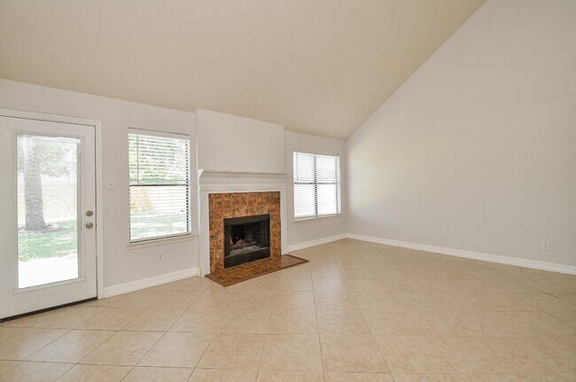 Photo - 21026 Bent Lake Dr