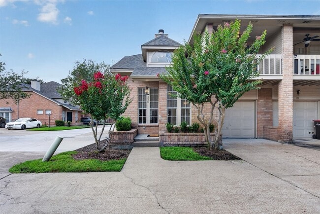 Photo - 5515 Strack Rd Unit 135