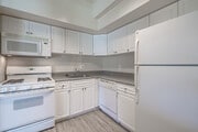 2BR, 2BA - 1,370SF - The Ruxton - Kitchen